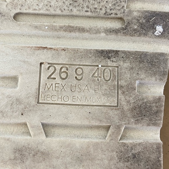 White Tie Lace Up Huaraches with Rose Design Marked Ashley Made in Mexico Sz 9 - Picture 11 of 11